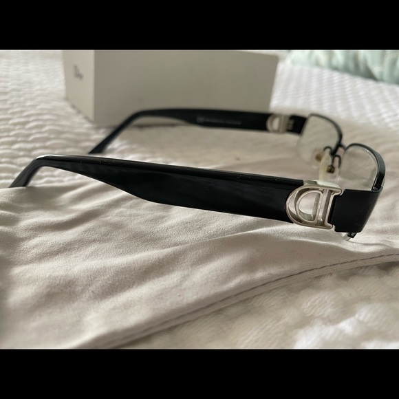 DIOR Reading Glasses - Picture 6 of 6